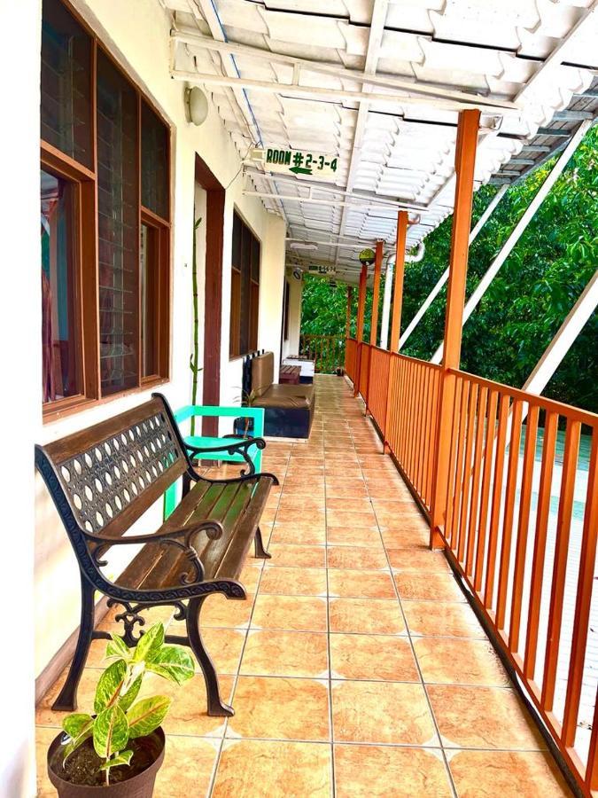 New Hostel Manuel Antonio, Meet New People Esterno foto