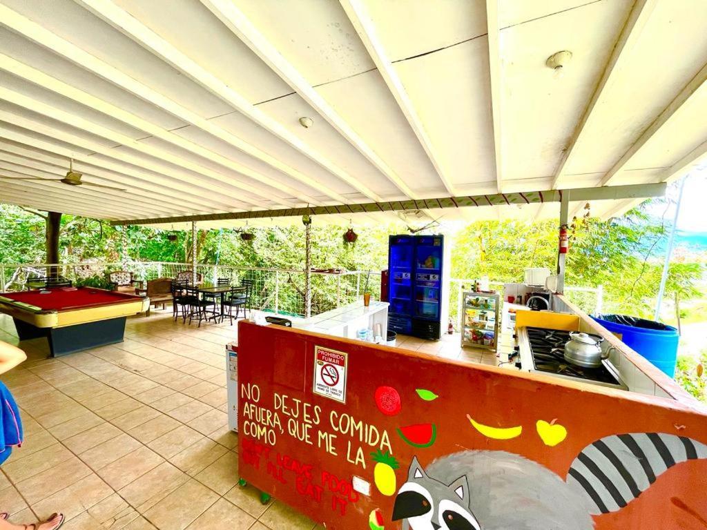New Hostel Manuel Antonio, Meet New People Esterno foto